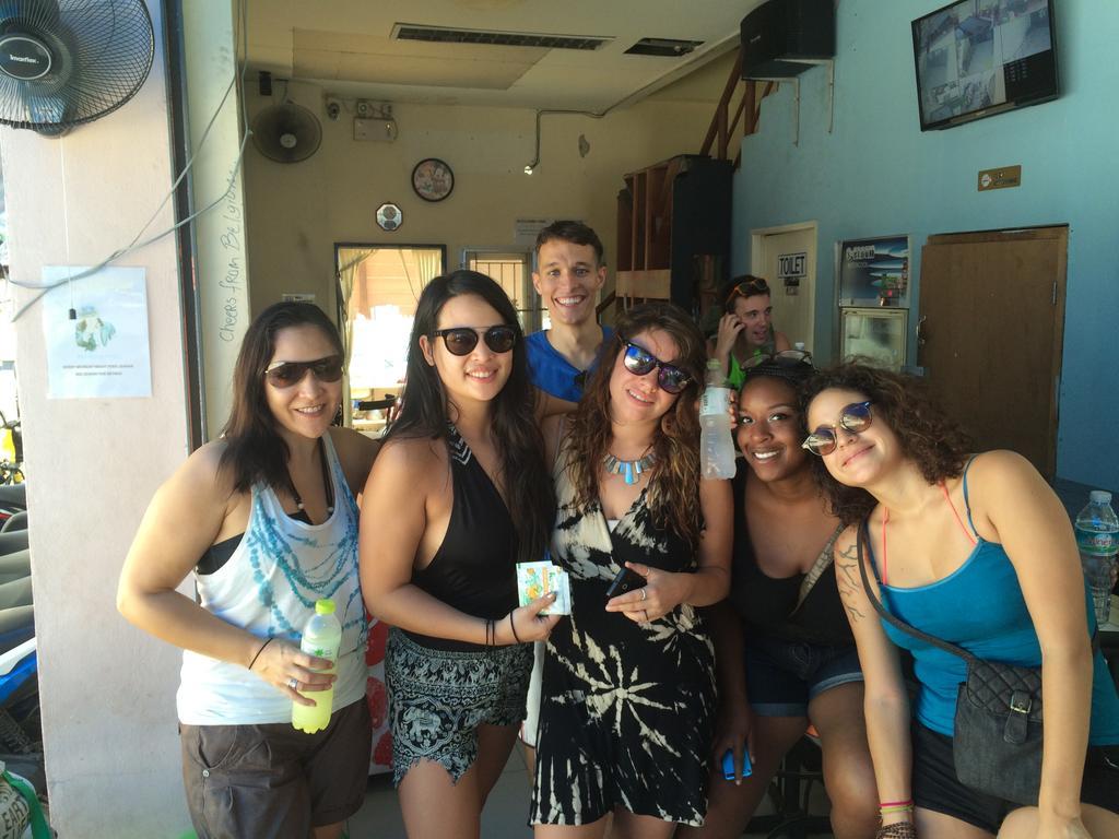 Asia Backpackers Pattaya Esterno foto